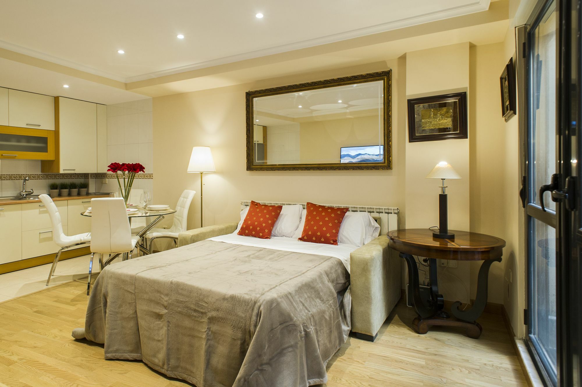 Rent Apartments Salamanca Cervantes 47 מראה חיצוני תמונה